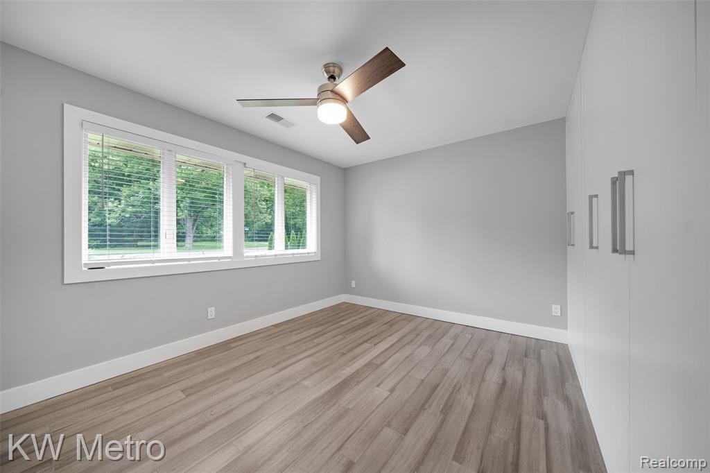 4096 CHESTNUT HILL Drive, Troy, MI 48098 — Photo 20
