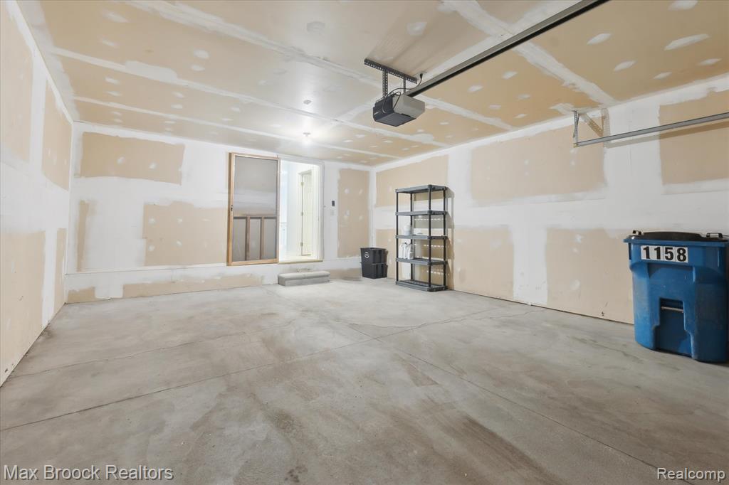 1158 Bay Court, Holly, MI 48442 — Photo 20