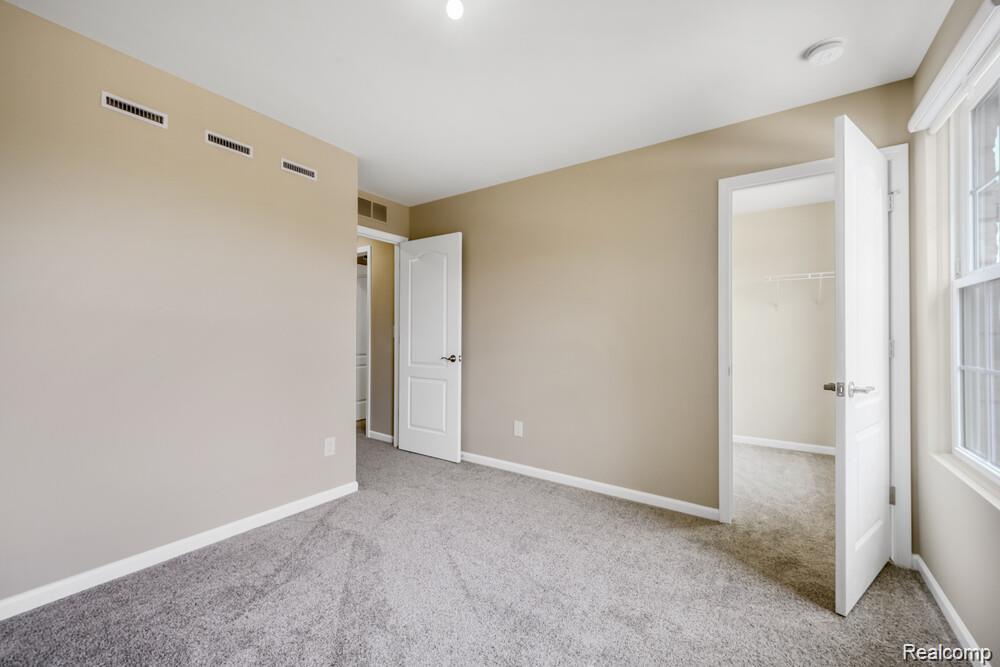 1674 Addison Circle, Walled Lake, MI 48390 — Photo 20