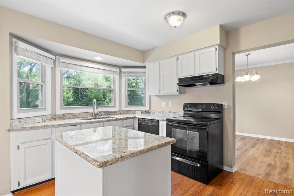 1709 Weyhill Drive, Wixom, MI 48393 — Photo 8