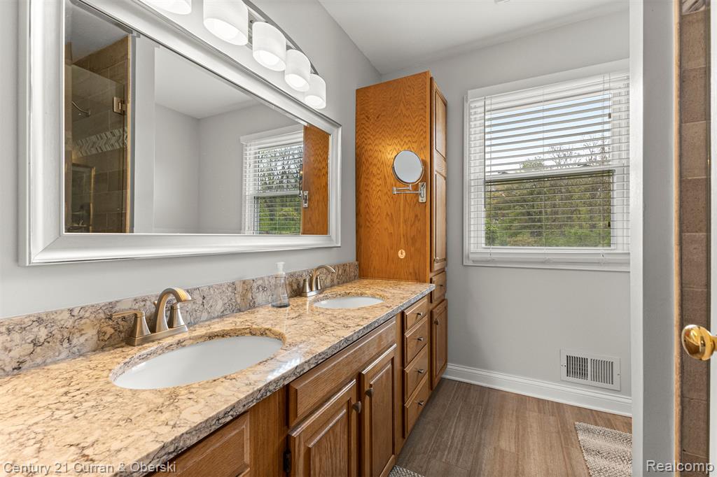 1256 Wedgewood Circle, Saline, MI 48176 — Photo 44