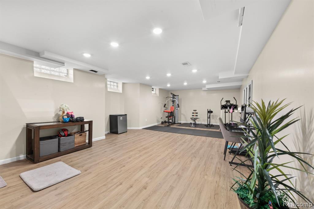 19371 Monica Street, Detroit, MI 48221 — Photo 47