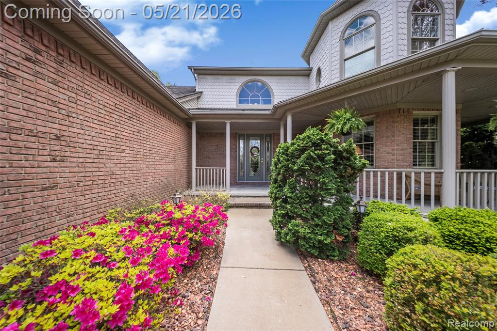 8425 Grays Drive, Grosse Ile, MI 48138 — Photo 56