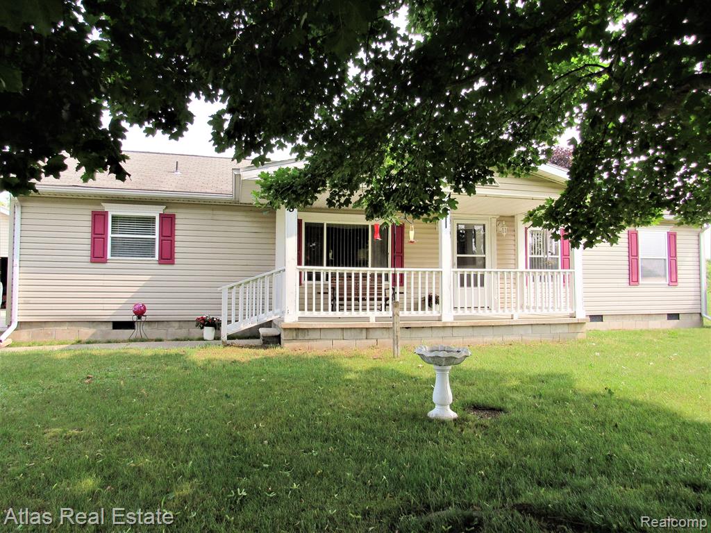 78 W BARNES Road, Fostoria, MI 48435 — Photo 3