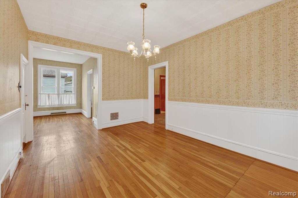 516 W Washington Street, Howell, MI 48843 — Photo 8