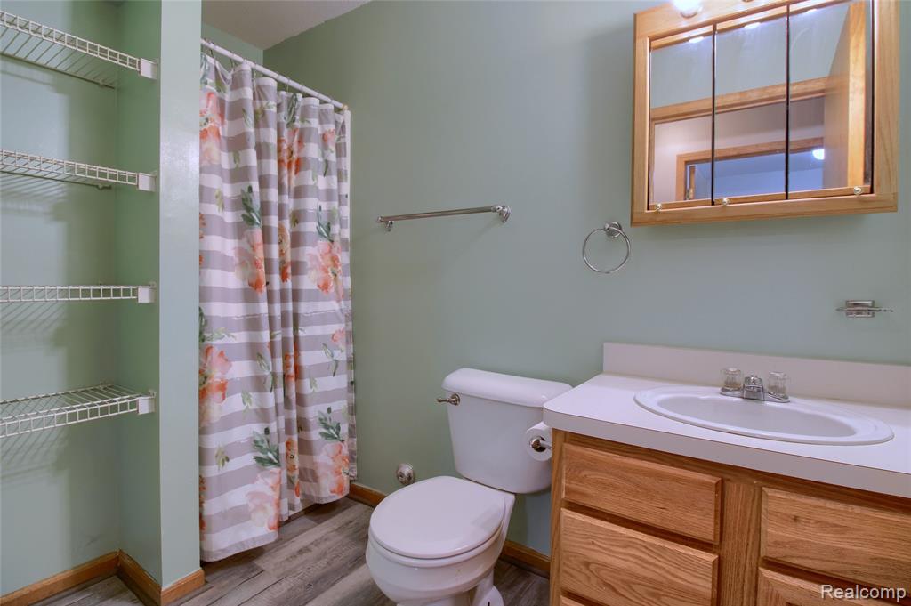 9743 Wildflower Court, Belleville, MI 48111 — Photo 24