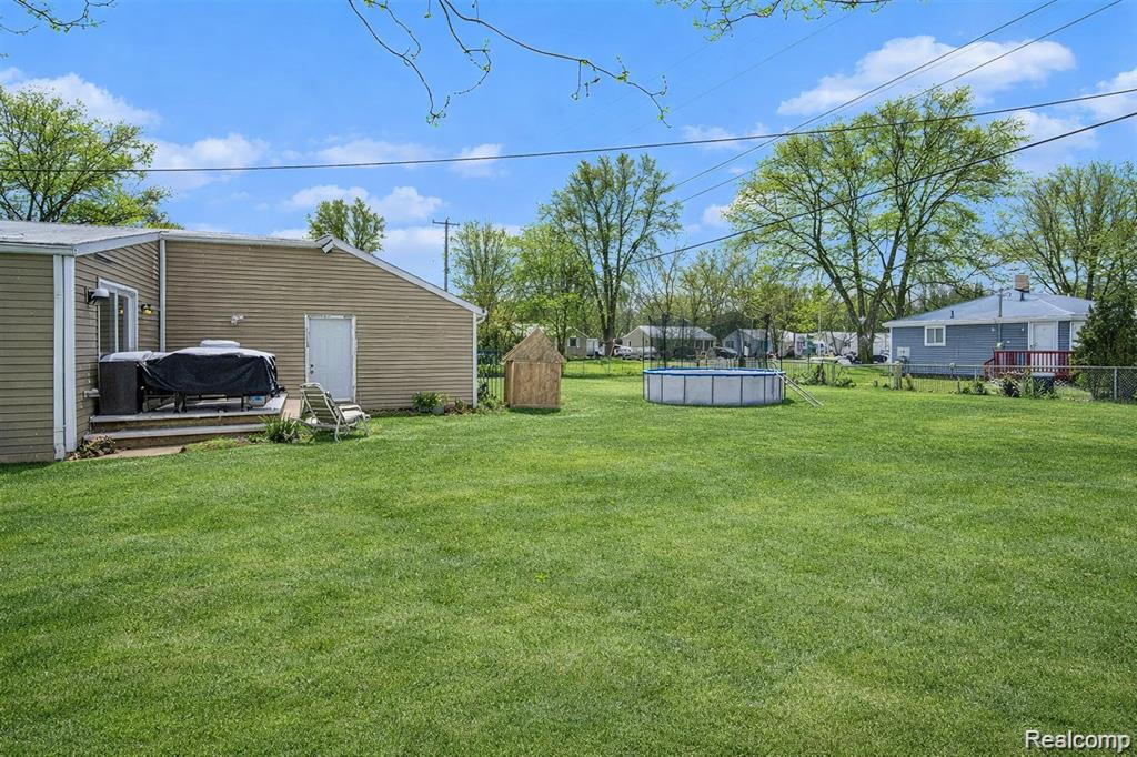 G4203 Van Slyke Road, Flint, MI 48507 — Photo 13
