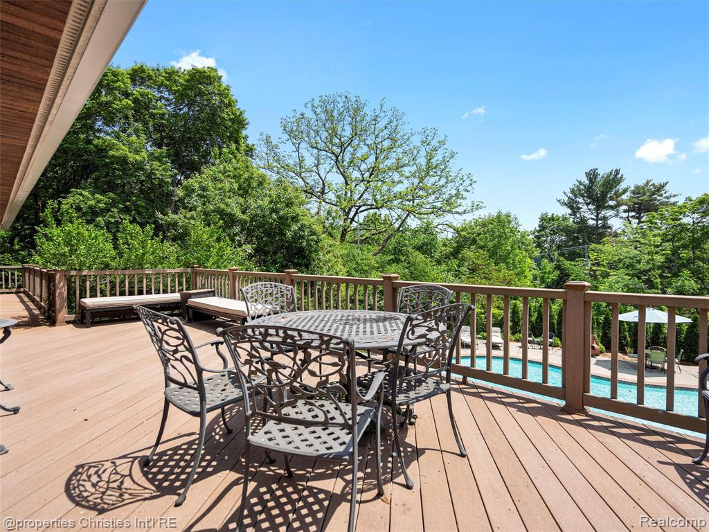 4383 Pine Tree Trail, Bloomfield Hills, MI 48302 — Photo 15