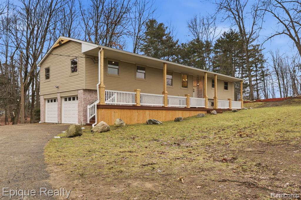 4563 Clifford Road, Brighton, MI 48116 — Photo 44