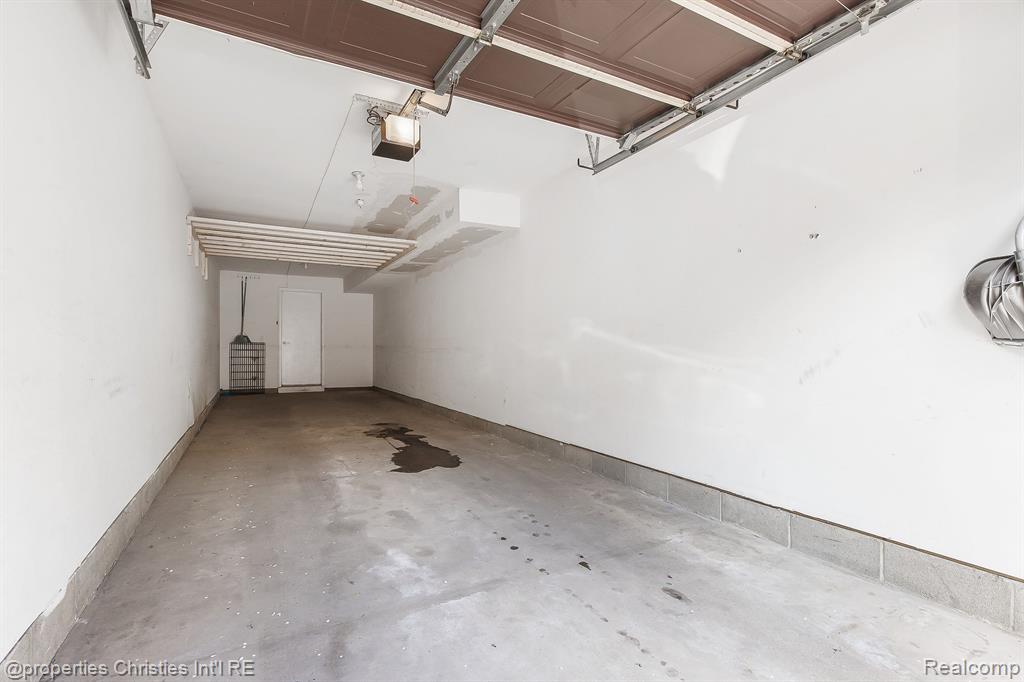 2554 WOODWARD Avenue, Detroit, MI 48201 — Photo 19