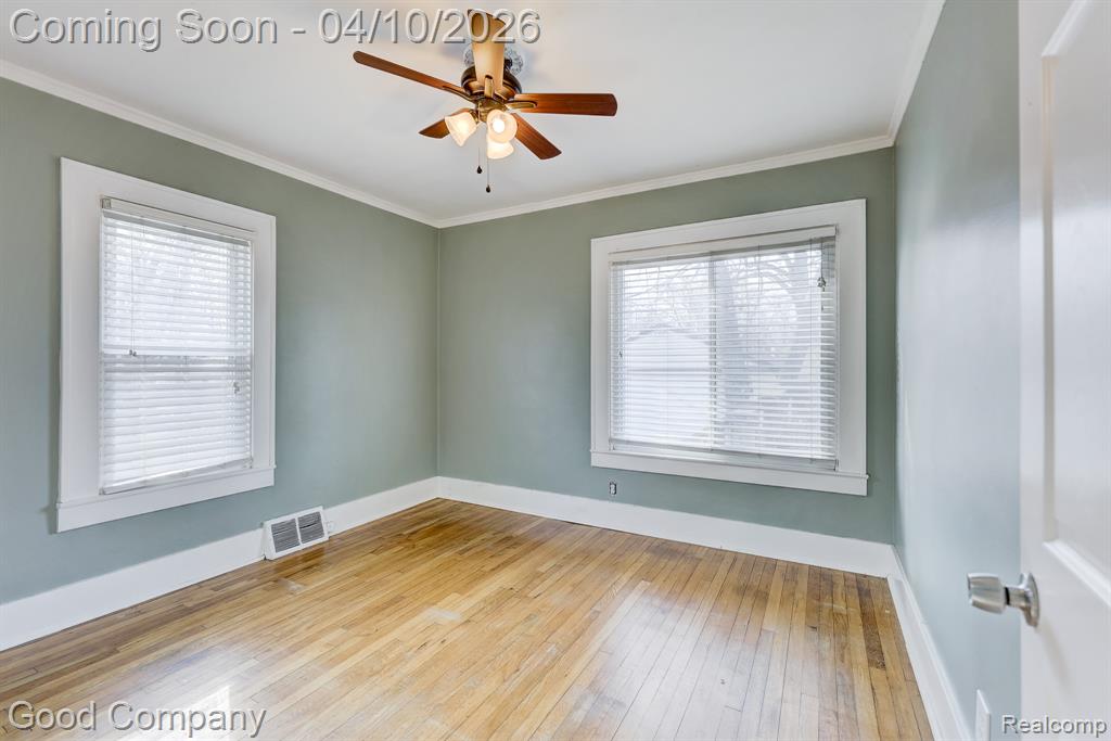 502 E LEWISTON Avenue, Ferndale, MI 48220 — Photo 22