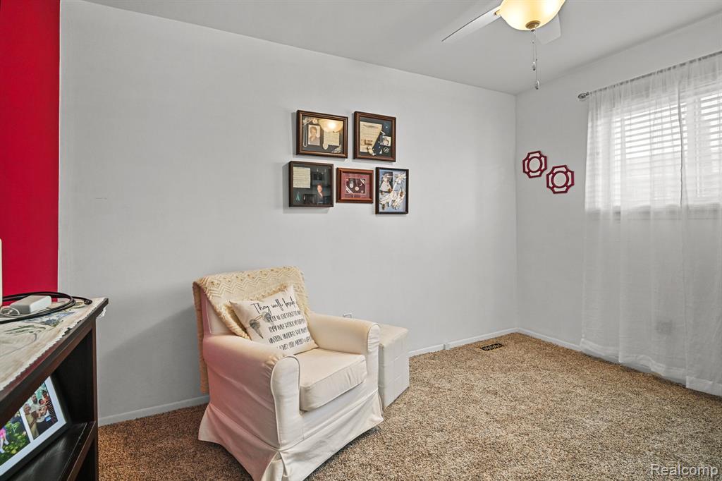 47450 LIZABETH Drive, Chesterfield, MI 48047 — Photo 11