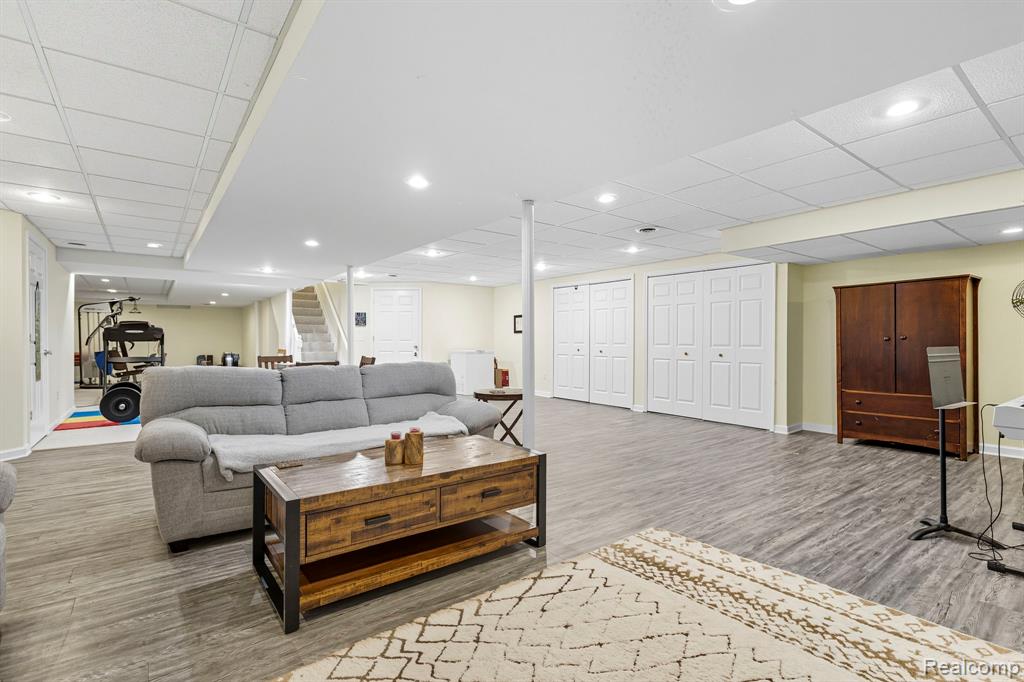 6572 Forest Park Drive, Troy, MI 48098 — Photo 44