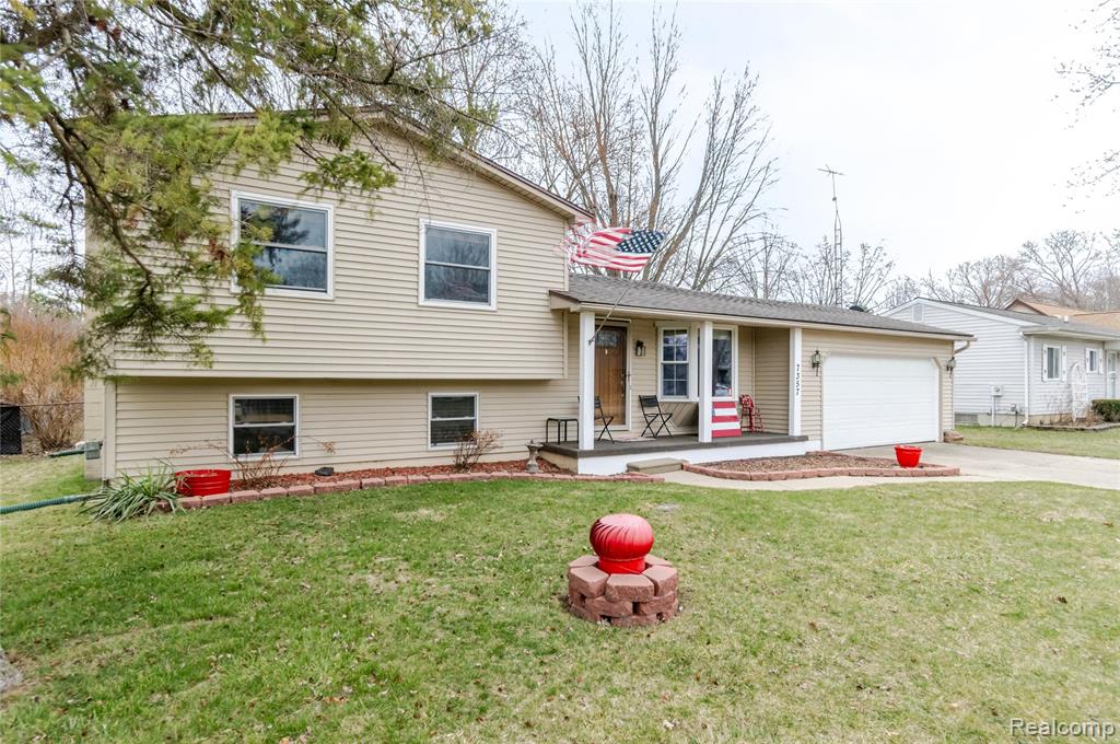 7357 Ponderosa Drive, Swartz Creek, MI 48473 — Photo 2
