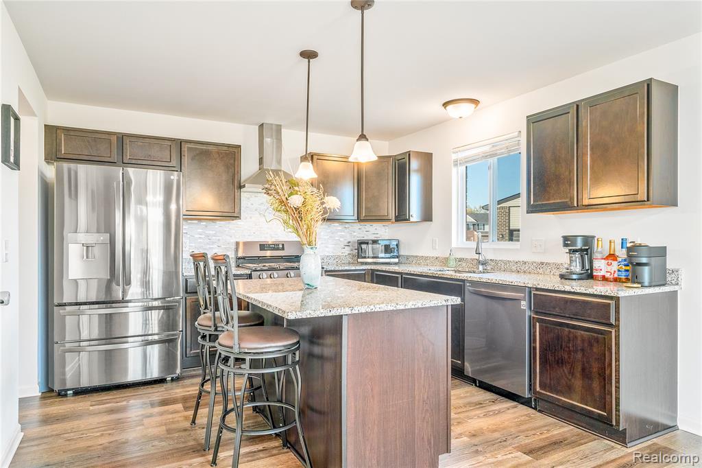 6811 Chandler Drive, Belleville, MI 48111 — Photo 40