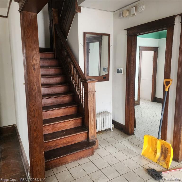 87 WOODLAND Street, Detroit, MI 48202 — Photo 10