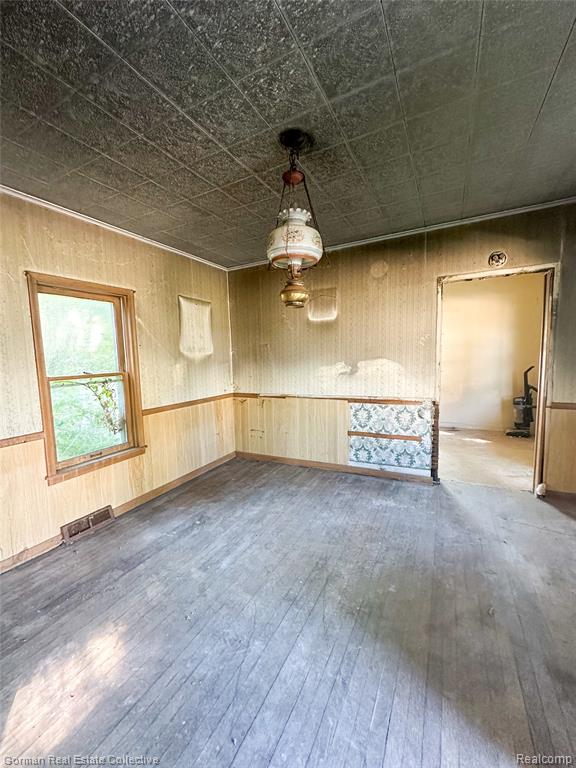 511 N Huron Avenue, Harbor Beach, MI 48441 — Photo 5
