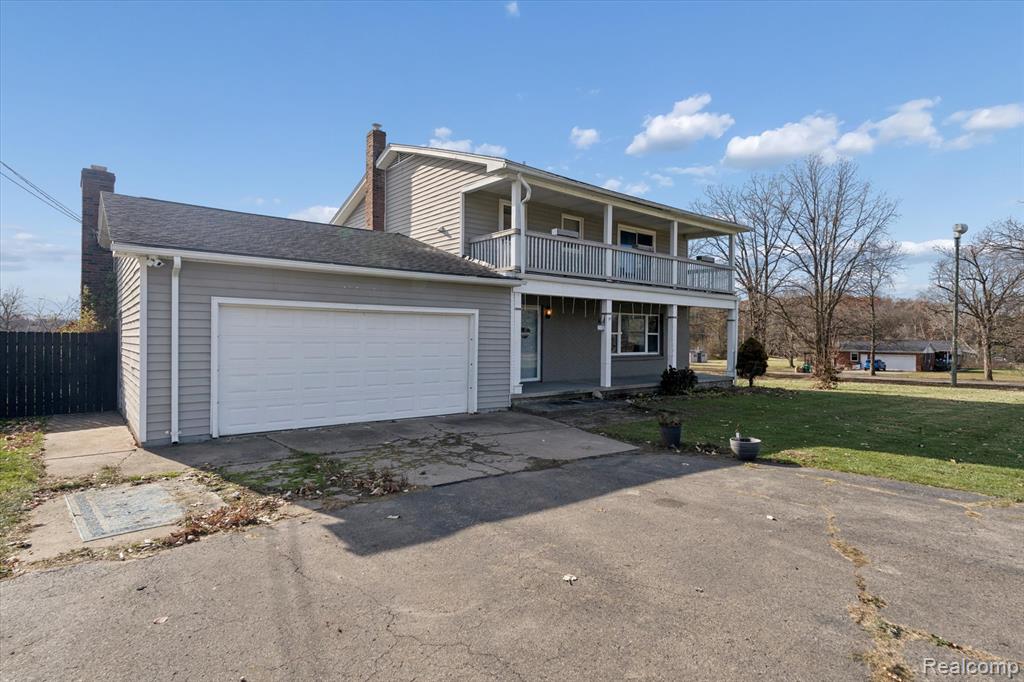 6024 E Holly Road E, Holly, MI 48442 — Photo 3