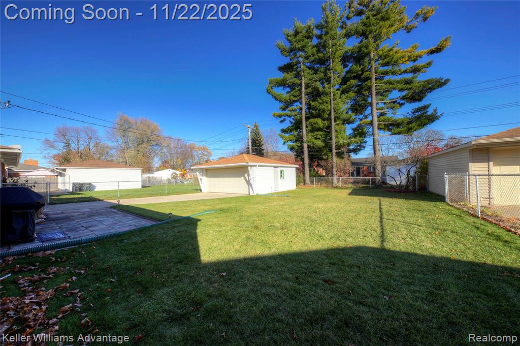 9338 Colorado Street, Livonia, MI 48150 — Photo 38