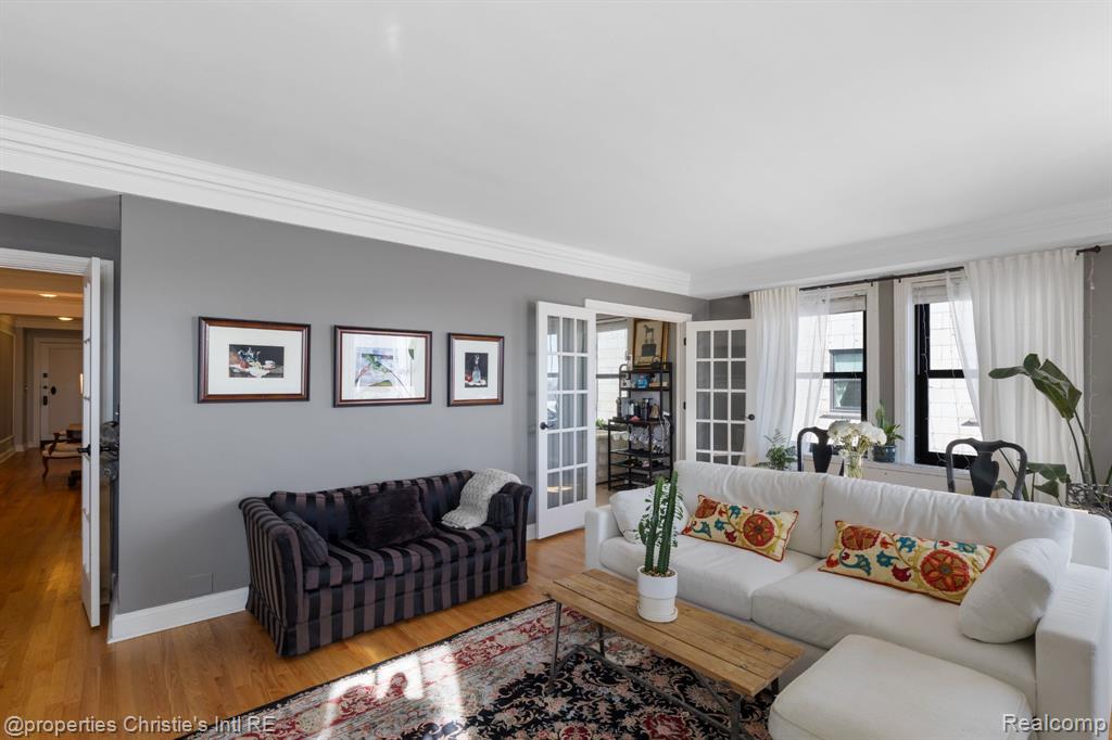 15 E KIRBY Street, 710, Detroit, MI 48202 — Photo 21