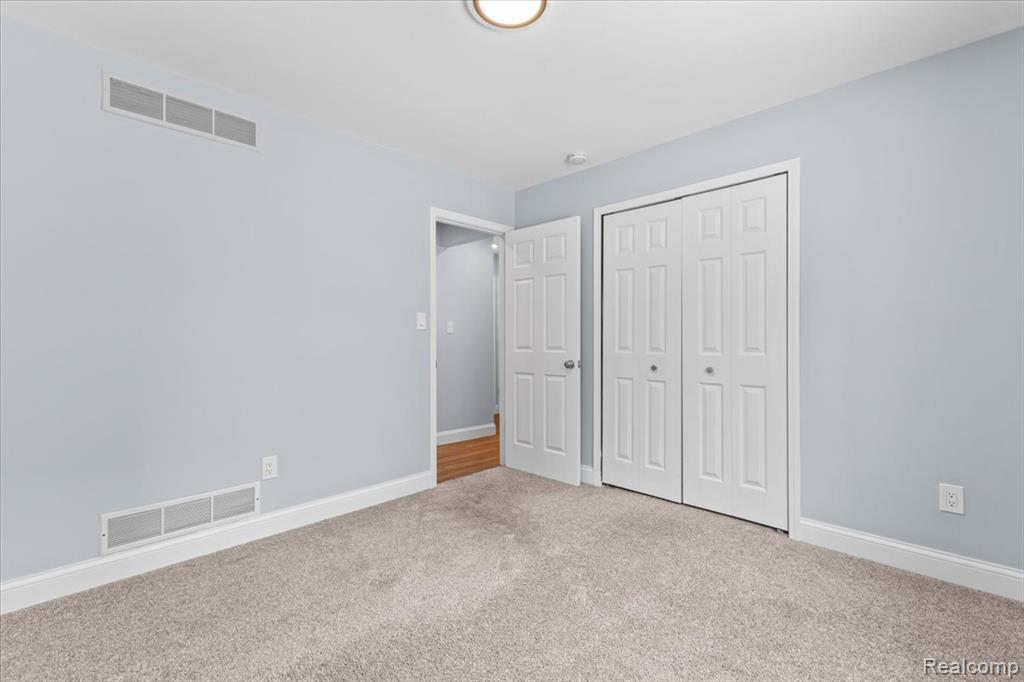 870 Alpine Drive, Brighton, MI 48116 — Photo 12