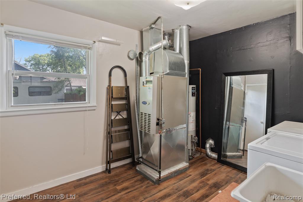 5923 Herbert Street, Westland, MI — Photo 11