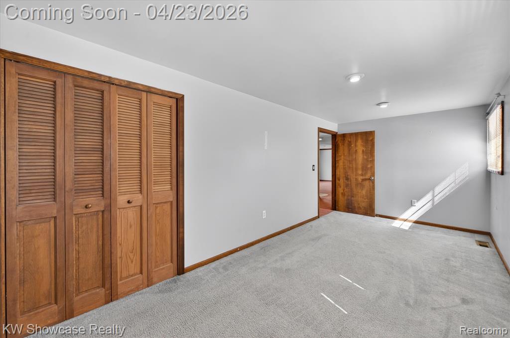 1584 Chanticlair Circle, Wixom, MI 48393 — Photo 34