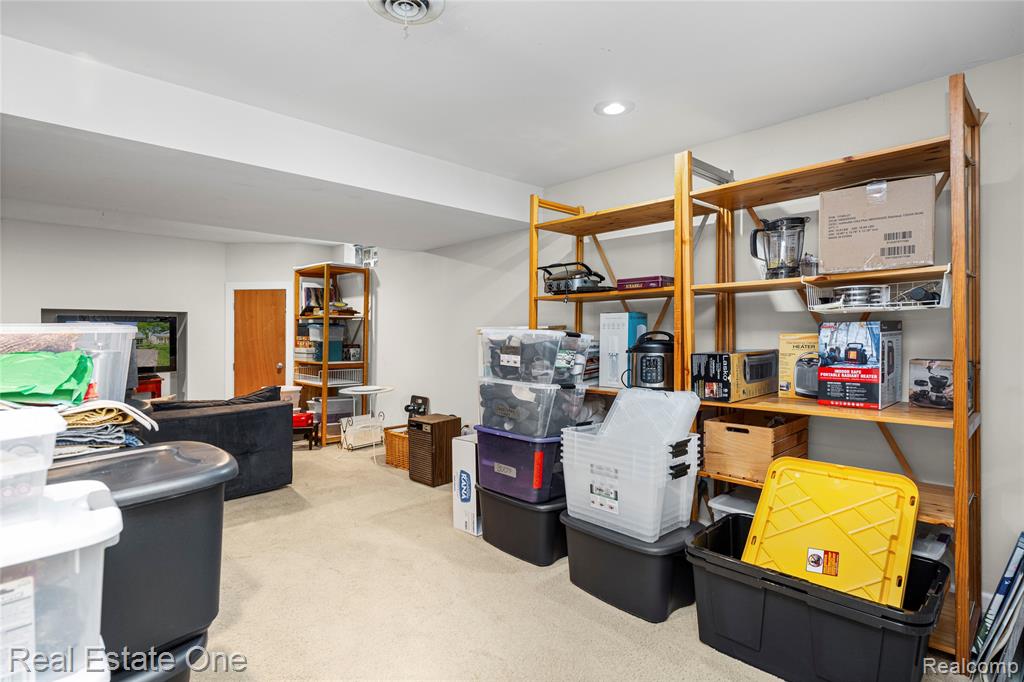 344 N Lake Angelus Road, Auburn Hills, MI 48326 — Photo 43