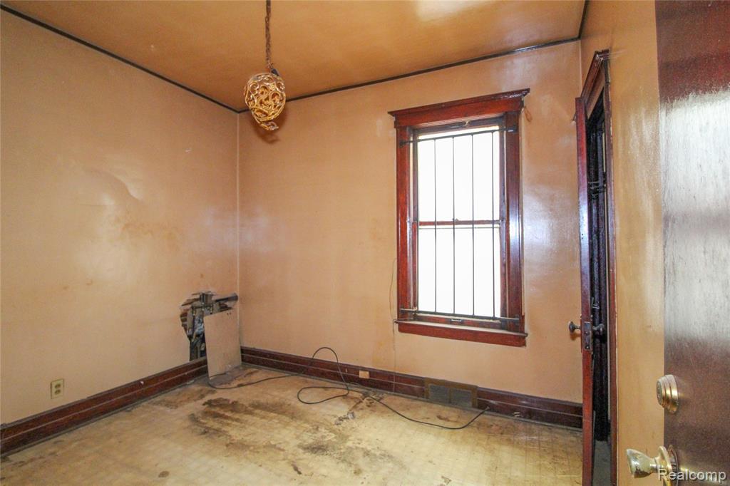 8357 Navy Street - Photo 5