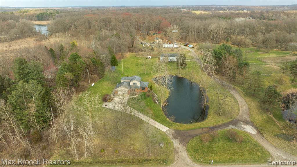 6426 OAK GROVE Road, Howell, MI 48855 — Photo 55