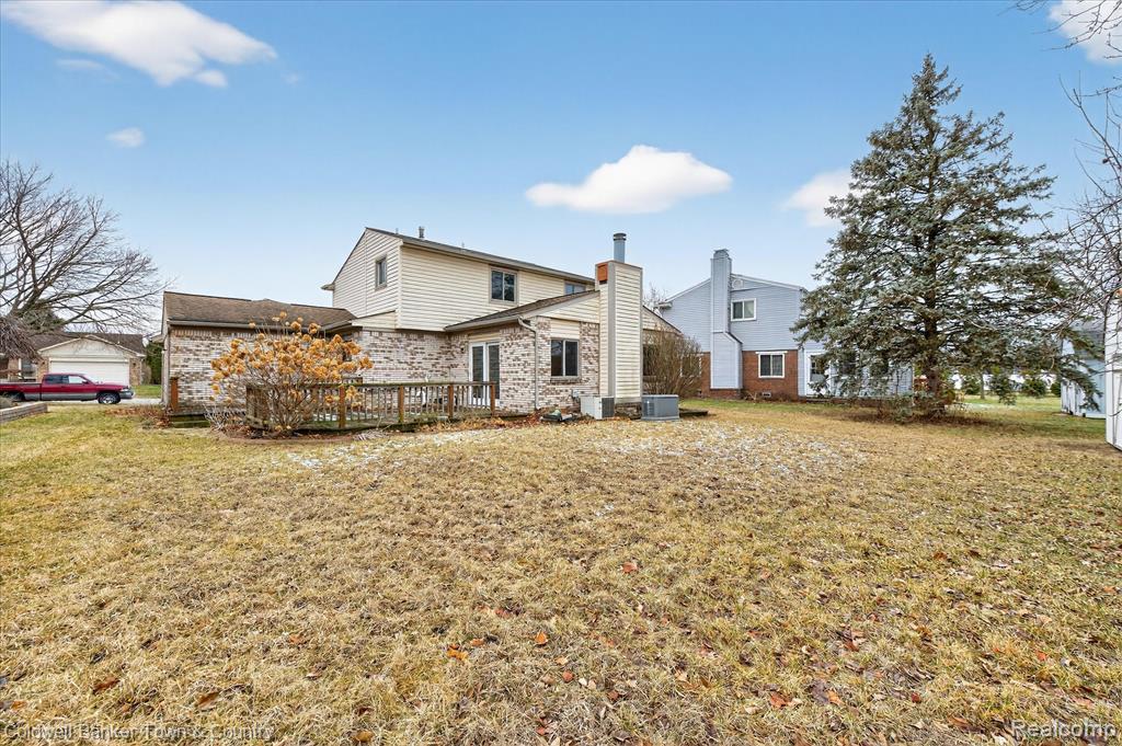 8895 Knolson Avenue, Livonia, MI 48150 — Photo 45