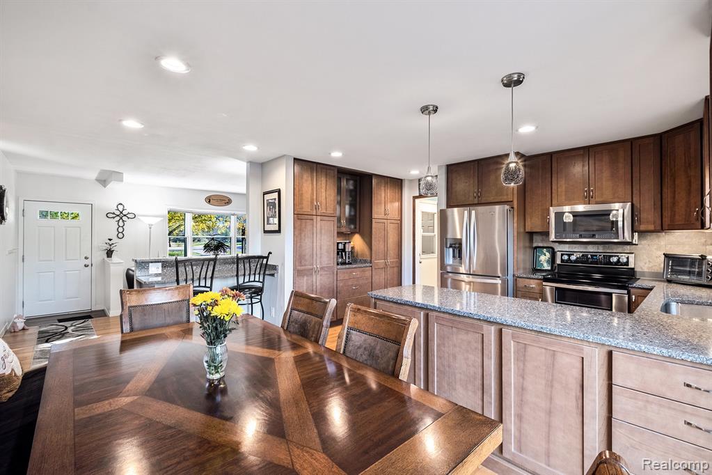 7030 Porter Road, Grand Blanc, MI 48439 — Photo 9