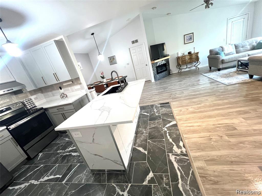 13185 Canopy Drive, Sterling Heights, MI, 48313