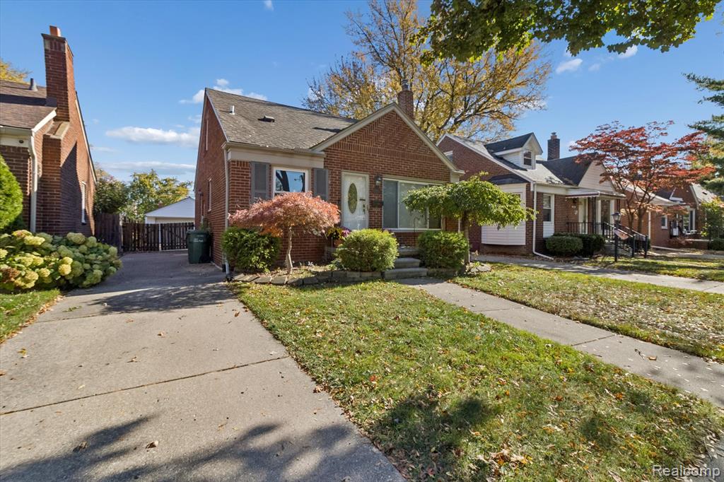 7853 Robinson Avenue, Allen Park, MI 48101 — Photo 2
