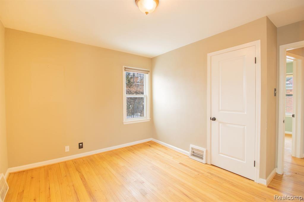 515 Farmdale Street, Ferndale, MI 48220 — Photo 16
