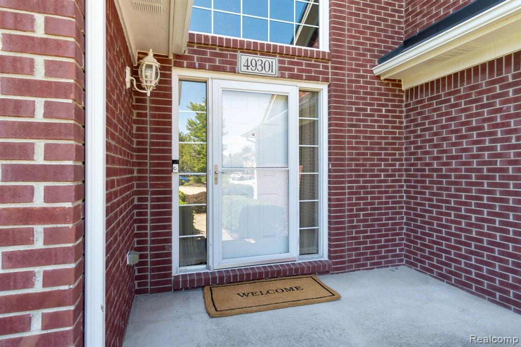 49301 Clinton Terrace Drive, Macomb, MI 48044 — Photo 2
