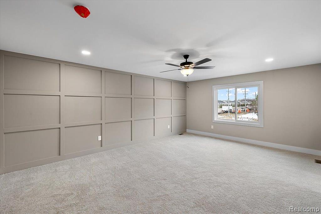 50998 MISTWOOD Drive, Macomb, MI 48042 — Photo 48