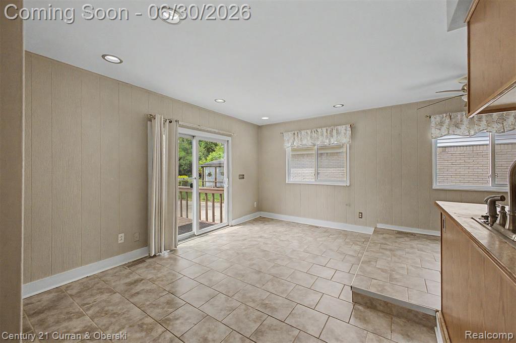 42519 Applecreek Drive, Plymouth, MI 48170 — Photo 15
