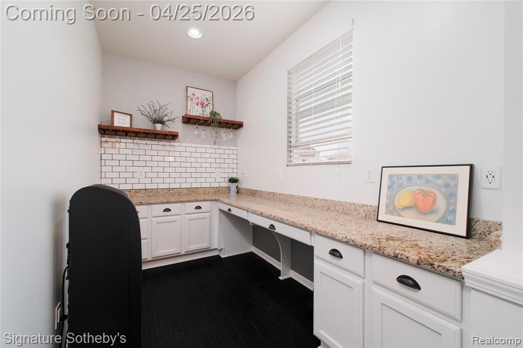24636 Padstone Drive, South Lyon, MI 48178 — Photo 20