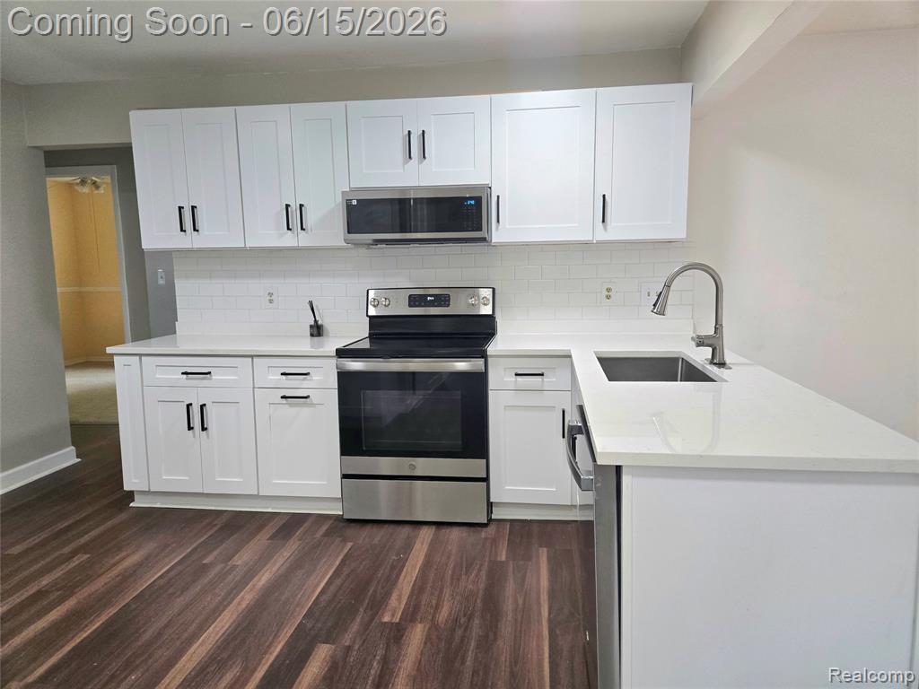 39857 John Drive, Canton, MI 48187 — Photo 18