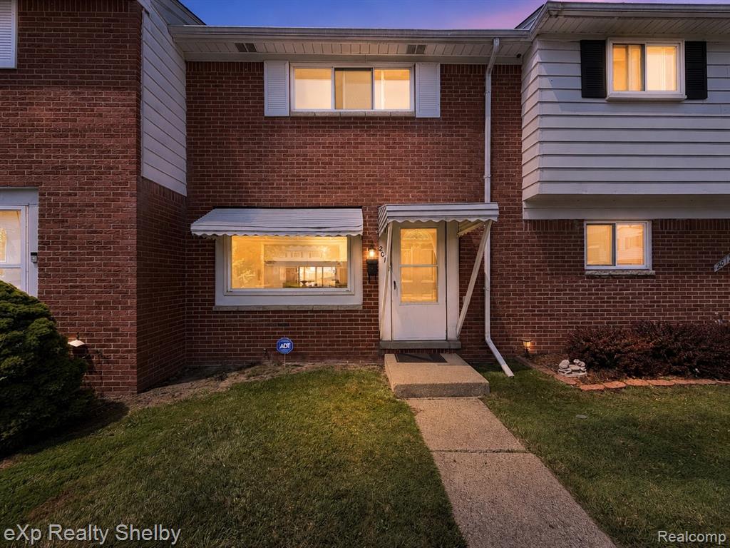 20115 Merle Court, Clinton Twp, MI 48035