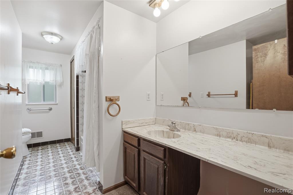 1525 E Dawson Road, Milford, MI 48381 — Photo 38