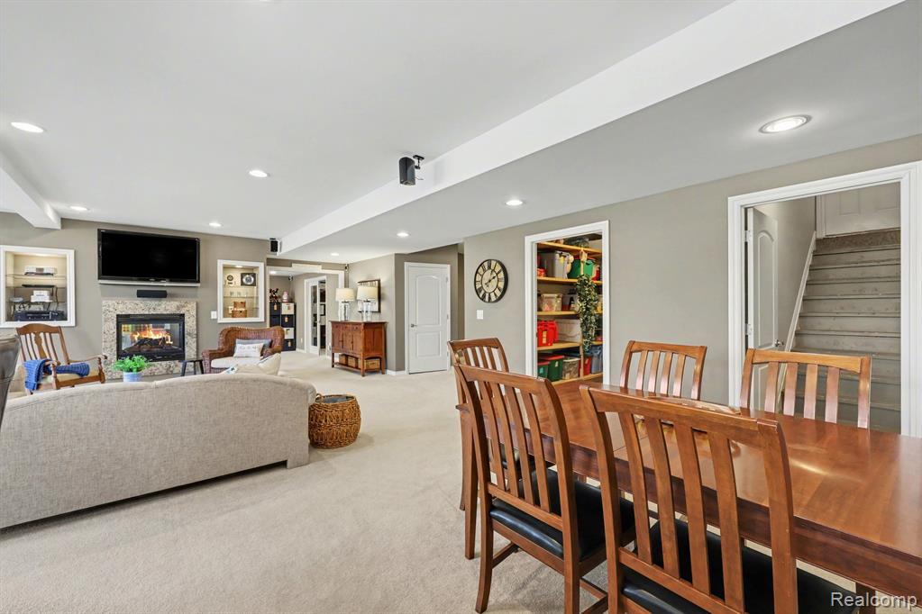 6641 Shadydale Drive, Shelby Twp, MI 48316 — Photo 23