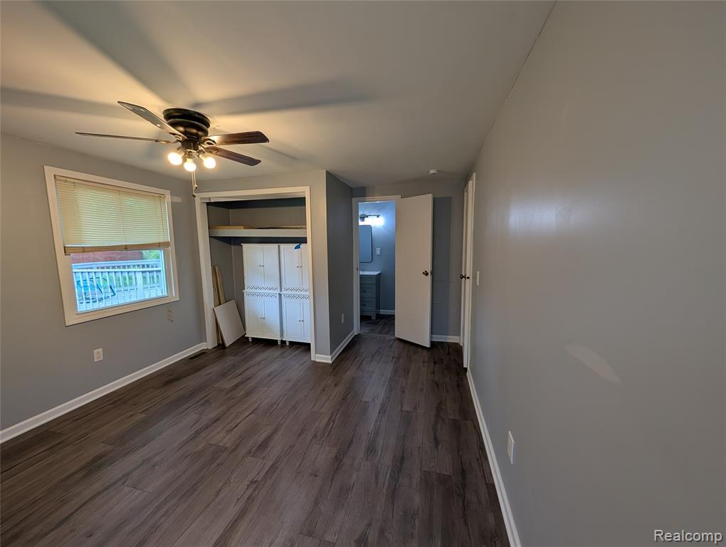 26241 Weigel Road, New Boston, MI 48164 — Photo 10