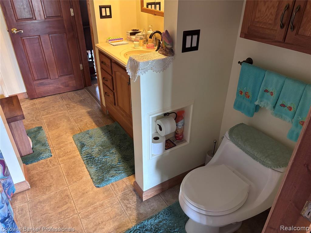 39883 Duluth Street, Harrison Township, MI — Photo 33