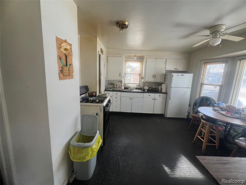 20264 Waltham Street, Detroit, MI 48205 — Photo 23