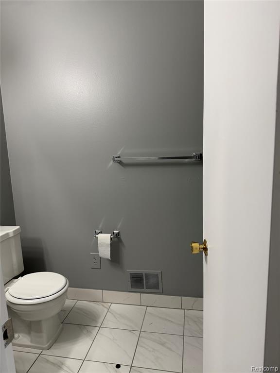 887 Kirts Boulevard, Troy, MI 48084 — Photo 18