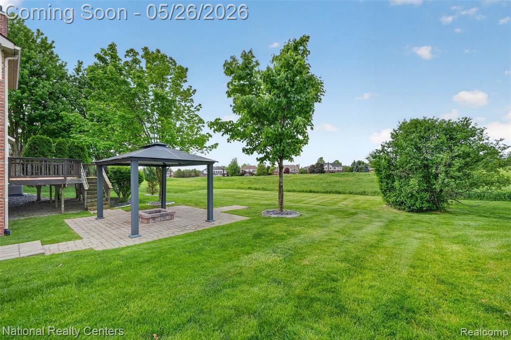 45907 Riviera Drive Drive, Northville, MI 48168 — Photo 36
