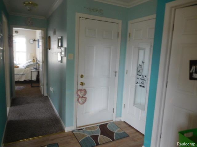 4116 April Lane, 24, Sterling Heights, MI 48310 — Photo 8