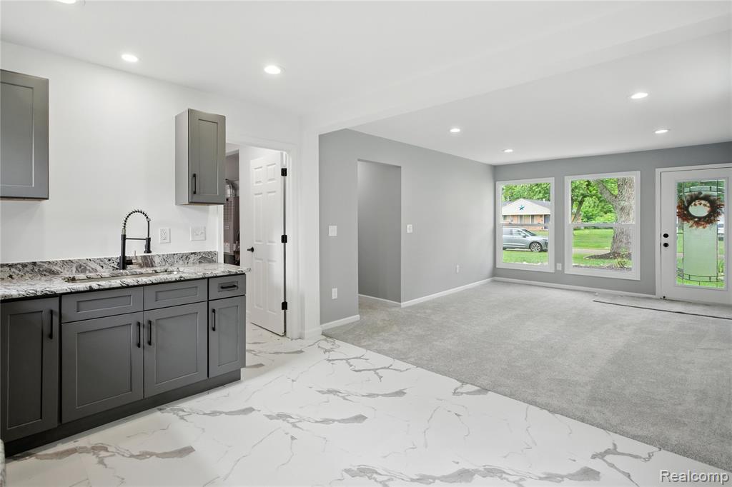 4736 Summerhill Drive, Clarkston, MI — Photo 13